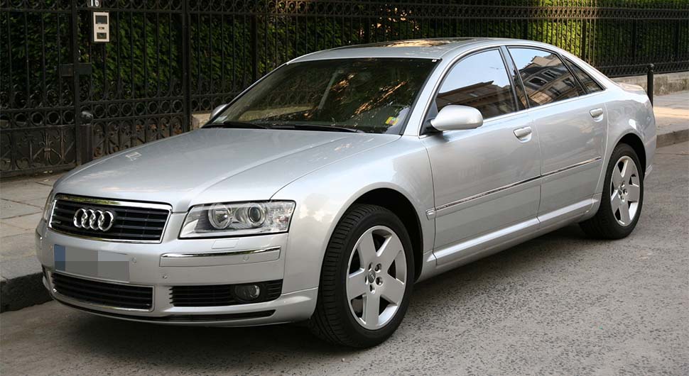 audi s8 stari.jpg